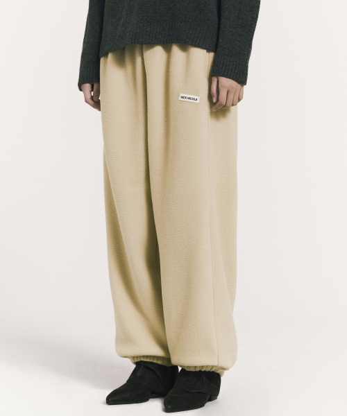 NICK&NICOLE(ニックアンドニコール)の「SOFT FLEECE BANDED JOGGER PANTS_GREEN(スウェットパンツ・レディース・その他・FREE)」の2枚目の写真