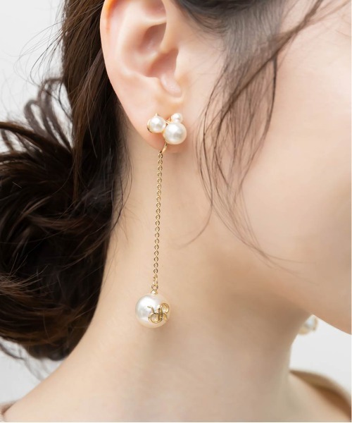 RANDA（ランダ）の「モノグラムパールスウィングイヤリング（イヤリング・レディース・ゴールド/シルバー・FREE）」の5枚目の写真