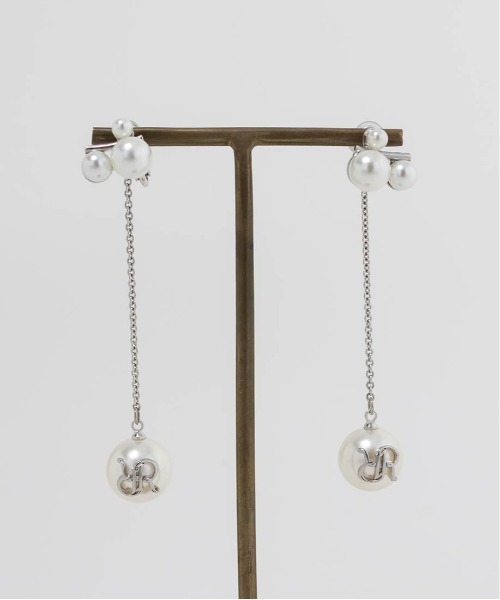 RANDA（ランダ）の「モノグラムパールスウィングイヤリング（イヤリング・レディース・ゴールド/シルバー・FREE）」の13枚目の写真