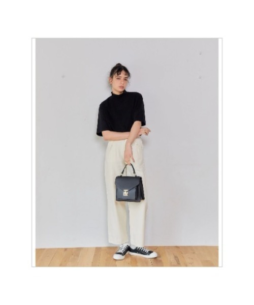 KALENO(カレノ)の「cream tuck denim(デニムパンツ・レディース・アイボリー・FREE)」の6枚目の写真