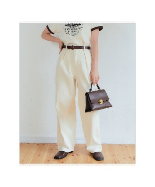 KALENO(カレノ)の「cream tuck denim(デニムパンツ・レディース・アイボリー・FREE)」の11枚目の写真