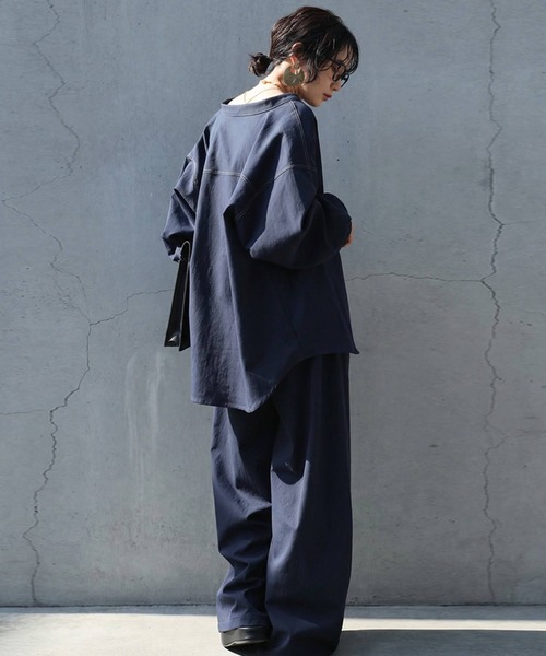 antiqua(アンティカ)の「配色ステッチ シャツ(シャツ/ブラウス・レディース・ネイビー/アイボリー/ブラック・P/R)」の19枚目の写真