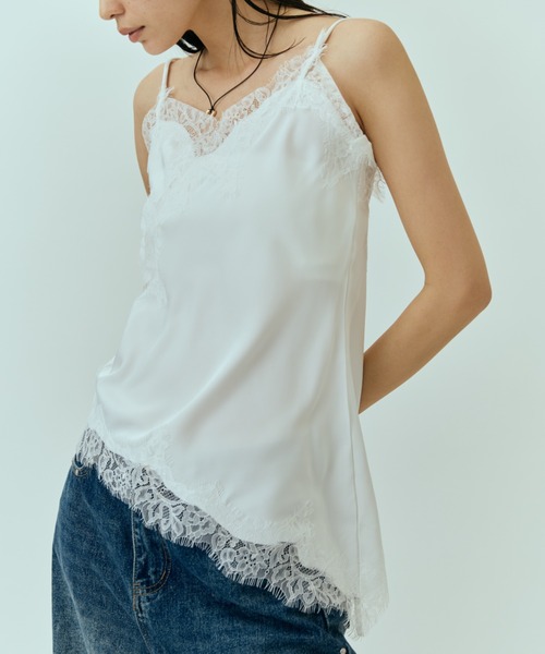 DRWCYS(ドロシーズ)の「アシメレースサテンキャミ(キャミソール・レディース・ホワイト/ブラック・FREE)」の1枚目の写真