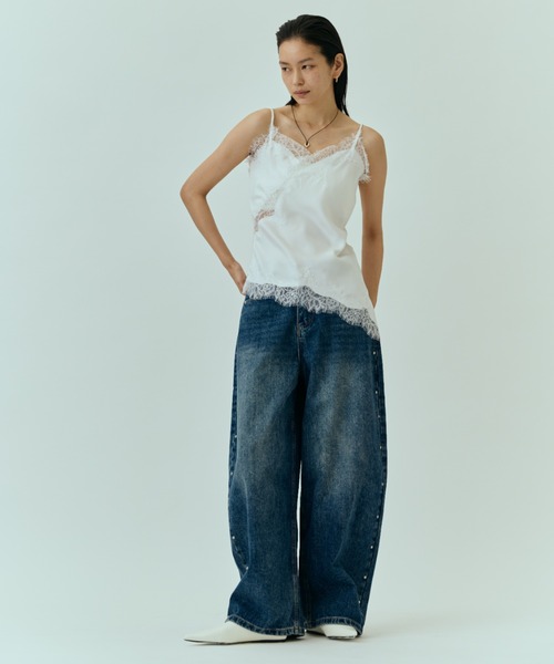 DRWCYS(ドロシーズ)の「アシメレースサテンキャミ(キャミソール・レディース・ホワイト/ブラック・FREE)」の9枚目の写真