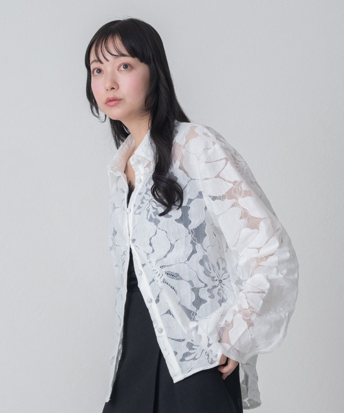 MISCH MASCH（ミッシュマッシュ）の「2026春夏新作 WEB限定 シアー襟付きブラウス（シャツ/ブラウス・レディース・ホワイト・ﾌﾘ-）」の16枚目の写真