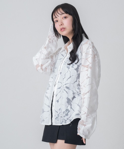 MISCH MASCH（ミッシュマッシュ）の「2026春夏新作 WEB限定 シアー襟付きブラウス（シャツ/ブラウス・レディース・ホワイト・ﾌﾘ-）」の13枚目の写真