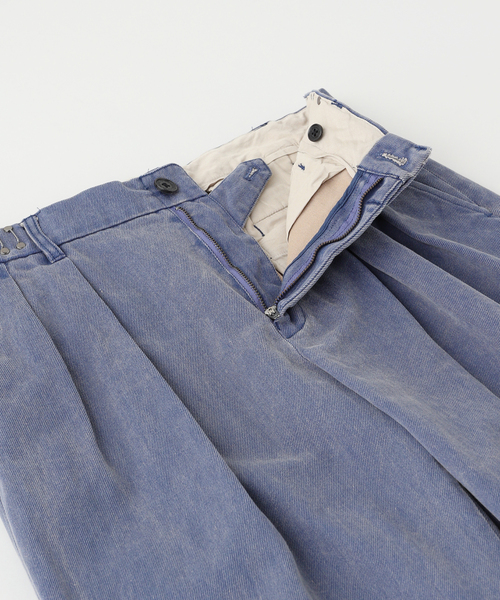 DAIRIKU(ダイリク)の「DAIRIKU / ダイリク Wide Two Tuck Chino Pants(チノパンツ・メンズ・ブラック/ブルー系その他/ベージュ・MEDIUM/SMALL)」の6枚目の写真