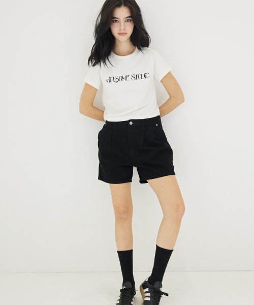 AWESOME STUDIO(オーサムスタジオ)の「ウィメンズカラーショートデニムパンツブラック(その他パンツ・レディース・その他・SMALL/MEDIUM)」の6枚目の写真