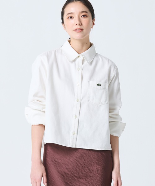 LACOSTE(ラコステ)の「デニムクロップドシャツ(シャツ/ブラウス・レディース・ブルー/オフホワイト・38/40/36/34)」の2枚目の写真