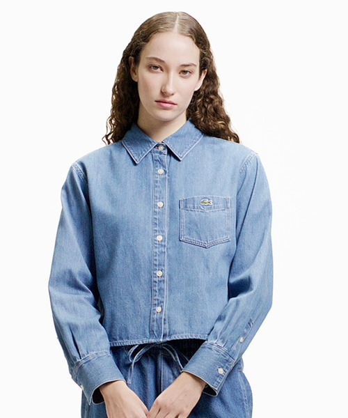 LACOSTE(ラコステ)の「デニムクロップドシャツ(シャツ/ブラウス・レディース・ブルー/オフホワイト・38/40/36/34)」の5枚目の写真