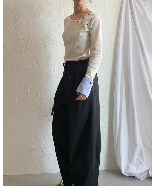 She's Closet(シーズクローゼット)の「長袖 配色バイカラー カフスシャツ レイヤード風トップス(Tシャツ/カットソー・レディース・杢グレー/ブラック/アイボリー・FREE)」の18枚目の写真