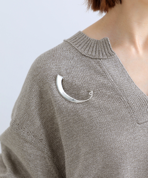 IENA(イエナ)の「JAMIRAY/ジャミレイ MODERN CURVE PIN NL ネックレス(ネックレス・レディース・シルバー・FREE)」の4枚目の写真