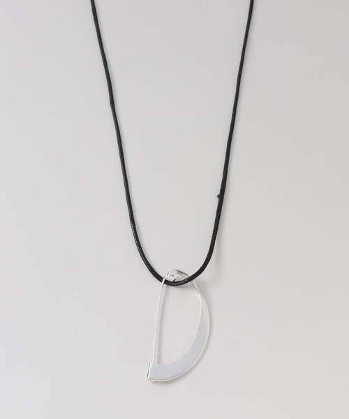 IENA(イエナ)の「JAMIRAY/ジャミレイ MODERN CURVE PIN NL ネックレス(ネックレス・レディース・シルバー・FREE)」の5枚目の写真
