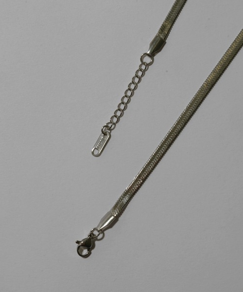 Lui's（ルイス）の「Ah Necklace 01 / スネークチェーンネックレス（ネックレス・レディース・シルバー・FREE）」の5枚目の写真