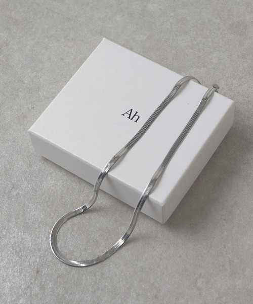 Lui's(ルイス)の「Ah Necklace 01 / スネークチェーンネックレス(ネックレス・レディース・シルバー・FREE)」の3枚目の写真