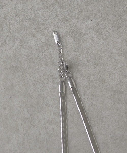 Lui's(ルイス)の「Ah Necklace 01 / スネークチェーンネックレス(ネックレス・レディース・シルバー・FREE)」の6枚目の写真