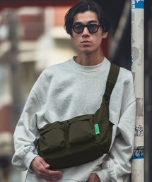 KiU（キウ）の「ショルダーバッグ（ショルダーバッグ）」