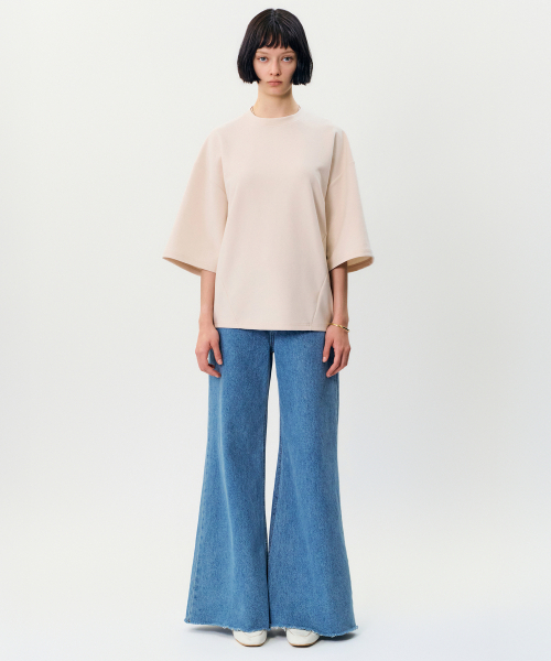 MAYVERU(メイバーユー)の「Amid T-shirt _ Beige(Tシャツ/カットソー・レディース・その他・FREE)」の2枚目の写真