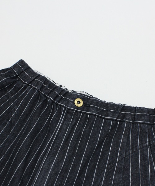 URCH RNA(アーチ アールエヌエー)の「R4448 コックさんのストライプデニムパンツ(デニムパンツ・レディース・ワンウォッシュ/ブラック・FREE)」の11枚目の写真
