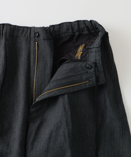 JOURNAL STANDARD J.S HOMESTEAD（ジャーナルスタンダードホームステッド）の「J.S.Homestead / コーデュロイ インフレーション スラックス（スラックス・メンズ・ブラック/チャコールグレー・MEDIUM/LARGE）」の9枚目の写真