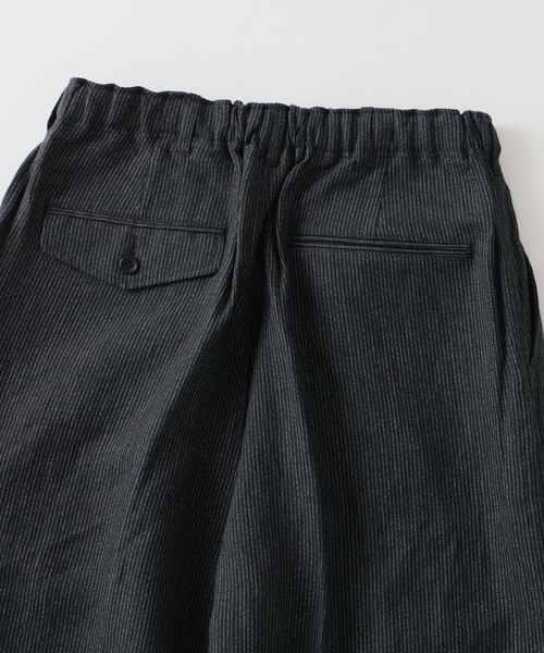 JOURNAL STANDARD J.S HOMESTEAD（ジャーナルスタンダードホームステッド）の「J.S.Homestead / コーデュロイ インフレーション スラックス（スラックス・メンズ・ブラック/チャコールグレー・MEDIUM/LARGE）」の11枚目の写真