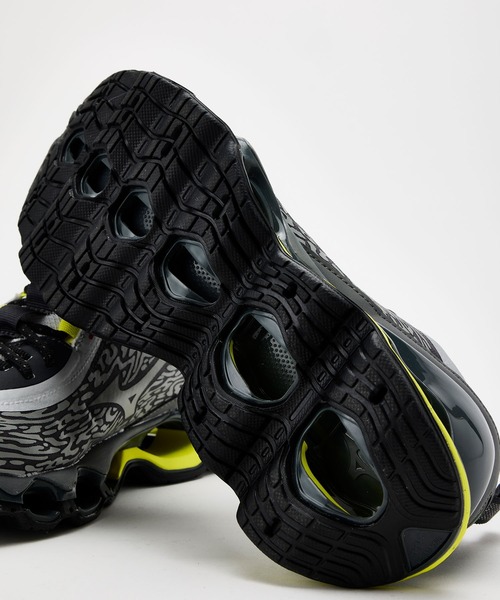 MIZUNO(ミズノ )の「MIZUNO ミズノ WAVE PROPHECY 13.2 ウェーブ プロフェシー D1GA261301(スニーカー・メンズ・ライトグレー・27.5cm/26.5cm/28.0cm/27.0cm/26.0cm)」の10枚目の写真