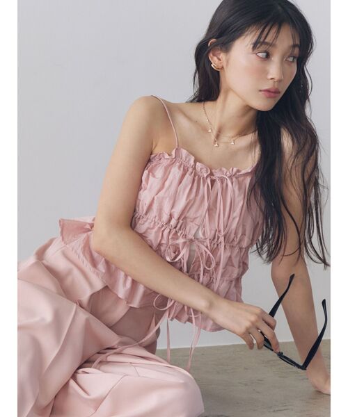 LAGUNAMOON(ラグナムーン)の「ギャザーペプラムキャミソール ビスチェ レイヤードトップス セットアップ(キャミソール・レディース・ブラウン/ピンク/アイボリー・FREE)」の3枚目の写真
