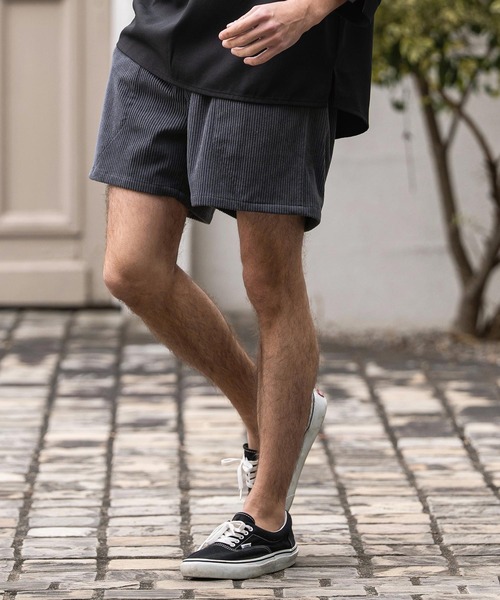 CAMBIO(カンビオ)の「mp14855-太畝コーデュロイショートパンツ(CMB-R0213)(その他パンツ・メンズ・ライトベージュ/チャコール/ピンク・L/M/S)」の2枚目の写真
