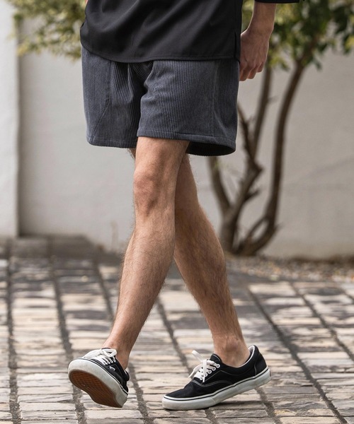 CAMBIO(カンビオ)の「mp14855-太畝コーデュロイショートパンツ(CMB-R0213)(その他パンツ・メンズ・ライトベージュ/チャコール/ピンク・L/M/S)」の6枚目の写真