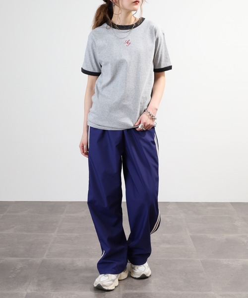 ＆soiree（アンドソワレ）の「&soiree ロゴ刺繍リンガーTシャツ 半袖（Tシャツ/カットソー・レディース・スミクロ/アイボリー/杢グレー・FREE）」の10枚目の写真
