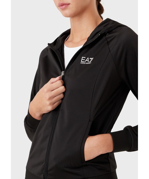 EMPORIO ARMANI EA7（エンポリオアルマーニイーエーセブン）の「【エンポリオ アルマーニ EA7】トラックスーツ テクニカルファブリック オーバーサイズロゴ（セットアップ・レディース・ブラック・LARGE/MEDIUM）」の4枚目の写真