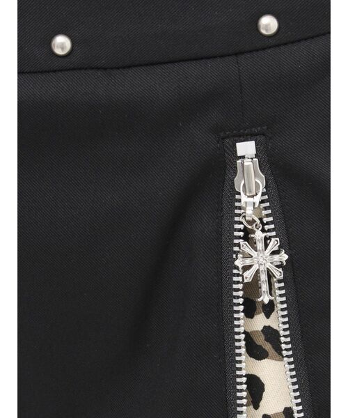 GYDA(ジェイダ)の「sacred edge cross ZIPスカートライクショートパンツ(スカート・レディース・ブラック/その他1・FREE)」の5枚目の写真