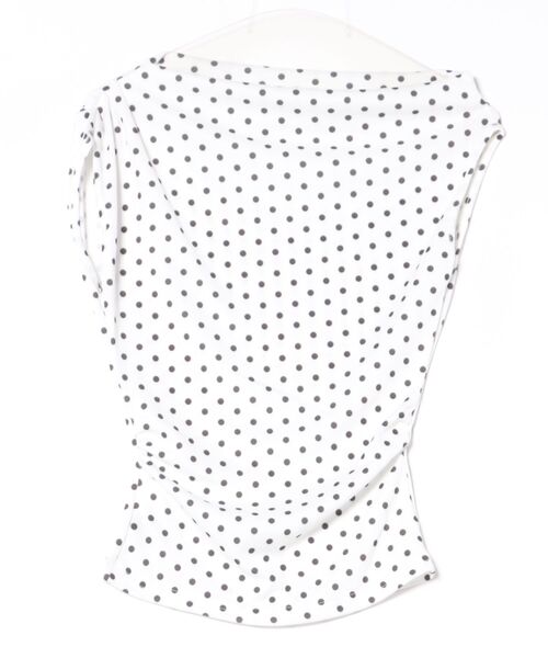 Ritzy(リッツィー)の「ドット柄 オフショルダーブラウス(Tシャツ/カットソー・レディース・ベージュ・M/L)」の9枚目の写真
