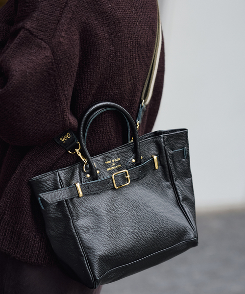 FRAMeWORK(フレームワーク)の「≪WEB限定 / 追加≫YOUNG&OLSEN 別注ストラップ付きベルトバッグ(トートバッグ・レディース・モカ/ブラック・FREE)」の6枚目の写真