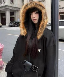 Alvia（アルビア）の「ファーフードジップアップパーカー／ロングシーズン／オーバーサイズフーディー（パーカー）」