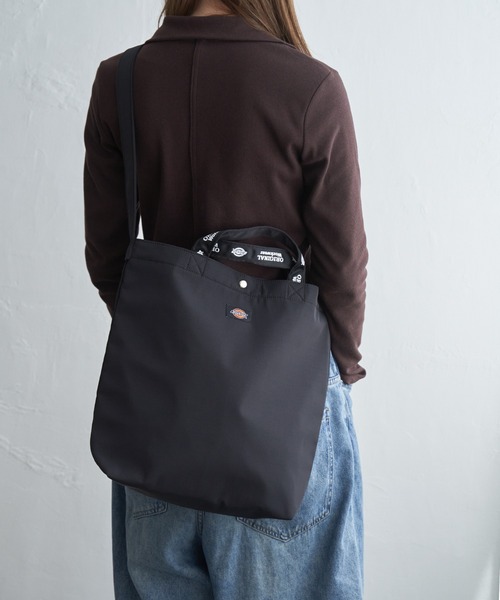Dickies(ディッキーズ)の「Dickies ディッキーズ ロゴテープショルダーバッグ(ショルダーバッグ・メンズ・ブラック/グレー/ネイビー・FREE)」の2枚目の写真