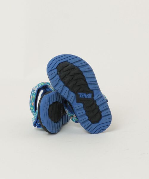 Teva(テバ)の「Teva テバ T HURRICANE XLT JR キッズスポーツサンダル 水辺対応 アウトドア スポサン(トドラーハリケーンXLTJR)(サンダル・キッズ・ブラック×イエロー/パープル/ブラック/ブラック×ブルー・13.0cm/14.0cm/15.0cm/16.0cm/17.0cm)」の6枚目の写真