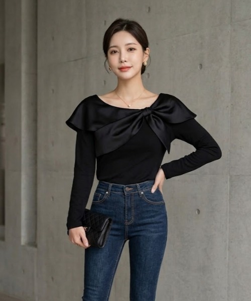 gossip！ロサンゼルス（ゴシップロサンゼルス）の「デコルテリボン ロングスリーブTシャツ（Tシャツ/カットソー・レディース・ホワイト/ブラック・FREE）」の2枚目の写真
