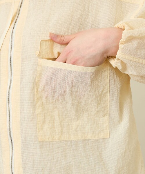 MACKINTOSH PHILOSOPHY（ﾏｯｷﾝﾄｯｼｭ ﾌｨﾛｿﾌｨｰ）の「GREY LABEL シアーフーデッドブルゾン（ブルゾン・レディース・ベージュ/ホワイト・2）」の8枚目の写真