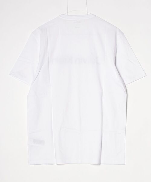 Calvin Klein(カルバン・クライン)の「CALVIN KLEIN カルバンクライン SS CONTRAST TWO TONE LOGO CREWNECK TEE フロントckロゴプリントTシャツ(Tシャツ/カットソー・メンズ・ブラック/ホワイト・M/L/XL/S)」の3枚目の写真