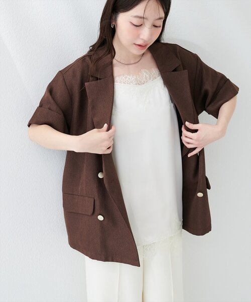 natural couture（ナチュラルクチュール）の「サテンレースキャミ（シャツ/ブラウス・レディース・ブラウン/ブラック/アイボリー・FREE）」の4枚目の写真