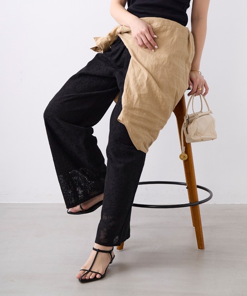 MICA&DEAL(マイカ&ディール)の「インドレースワイドパンツ〈2サイズ展開〉〈セットアップ対応〉(その他パンツ・レディース・ブラック/ホワイト・36/38)」の2枚目の写真