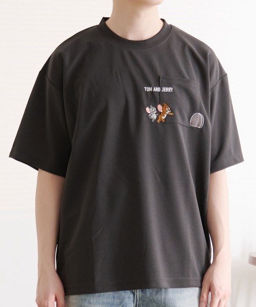 Tom&Jerry(トムアンドジェリー)の「『TOM&JERRY/トムアンドジェリー』アムンゼンポケットTEE(Tシャツ/カットソー・レディース・スミクロ/ホワイト・L/LL/M)」の2枚目の写真