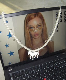 dollslutz（ドルズラッツ）の「【dollslutz】dreamy little pony necklace /【ﾄﾞﾙｽﾞﾗｯﾂ】ドリーミーリトルポニーネックレス（ネックレス）」