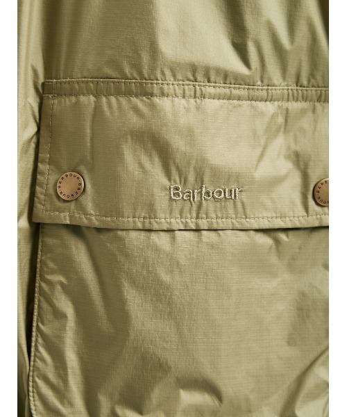Barbour(バブアー)の「Rowane シャワープルーフ ジャケット(レディース)(ナイロンジャケット・レディース・クリーム/オリーブ・8/10)」の21枚目の写真