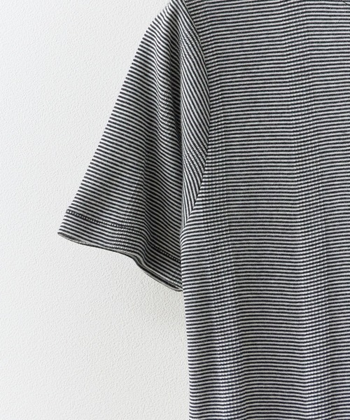 MILLER(ミラー)の「R.P.miller/ミラー PANELRIB C/N TEE パネルリブ クルーネック 半袖Tシャツ 無地 ボーダー 首元リブ パイピング 秋 秋服 2026年秋冬(Tシャツ/カットソー・レディース・ホワイト/ホワイト系/ブラック/ブラック系/グレー/チャコールグレー/オレンジ・FREE)」の21枚目の写真