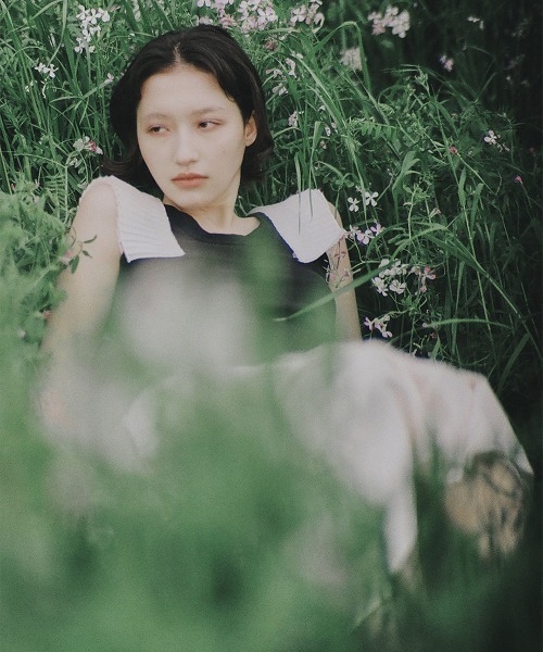 leinwande(ラインヴァンド)の「Pleats Decoration Tank / プリーツデコレーションタンク(タンクトップ・レディース・White/LT.Gray/Black・ONE SIZE)」の8枚目の写真