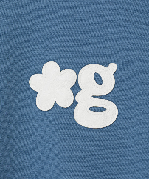 GRUNDEN（グルンデン）の「LEATHER PATCH SWEATSHIRT (VINTAGE BLUE)（スウェット・レディース・その他・OS）」の2枚目の写真