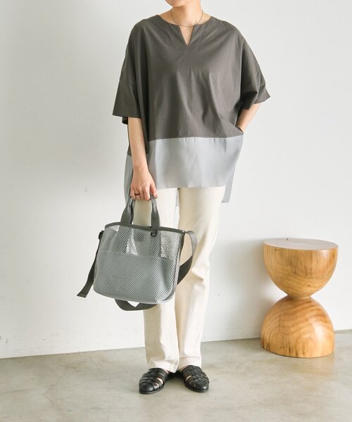 ear PAPILLONNER（イアパピヨネ）の「裾シアーTシャツ26【SUM1 STYLE】（Tシャツ/カットソー・レディース・ホワイト/ブラック/グレー・FREE）」の20枚目の写真