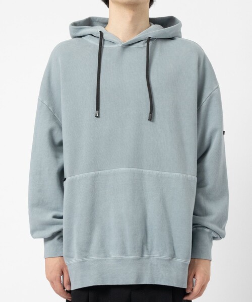 STUDIOUS（ステュディオス）の「HOODIE（パーカー・メンズ・ライトブルー・36）」の2枚目の写真